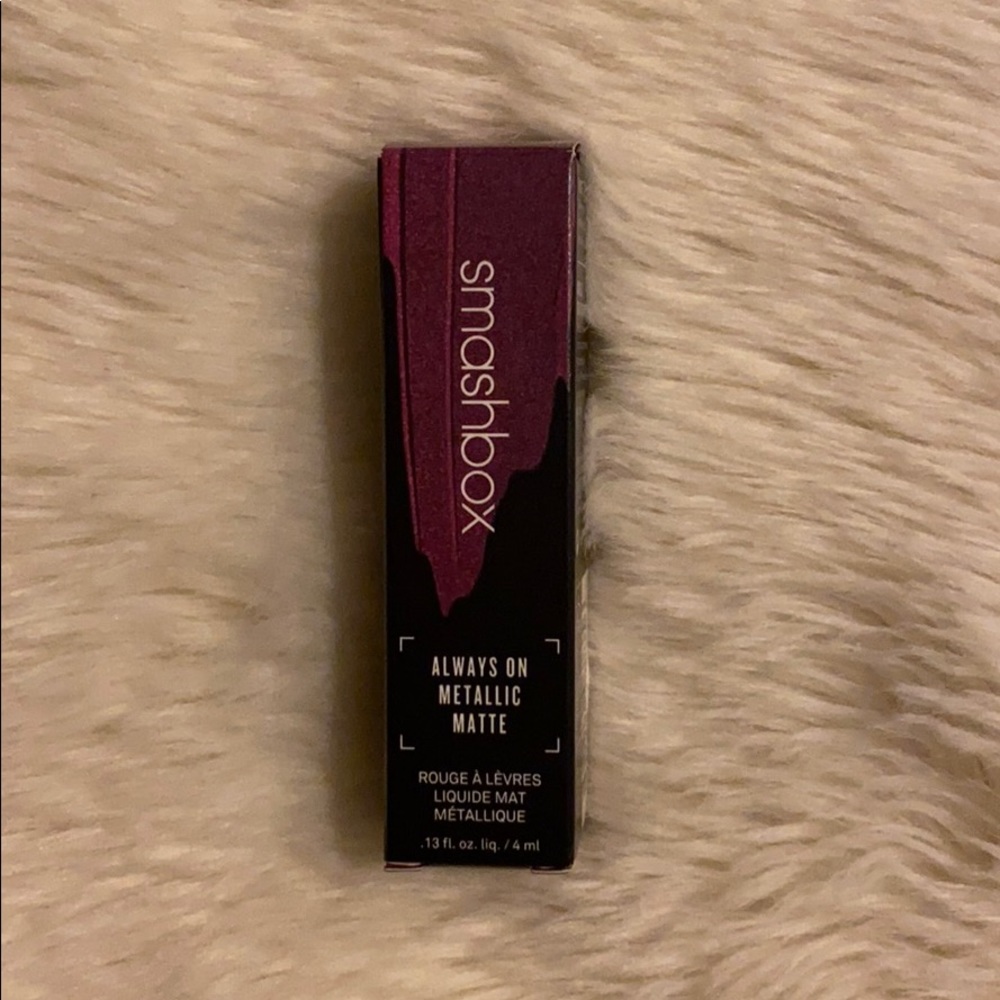 Smashbox “MAKE IT REIGN” Always On Metallic Matte